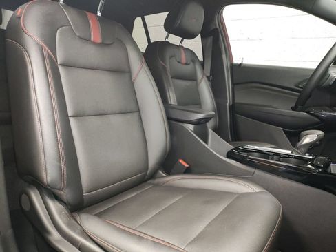 Used 2024 Chevrolet Trax RS w/ Driver Confidence Package FWD image 9