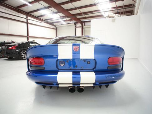 Used 1997 Dodge Viper GTS RWD image 6