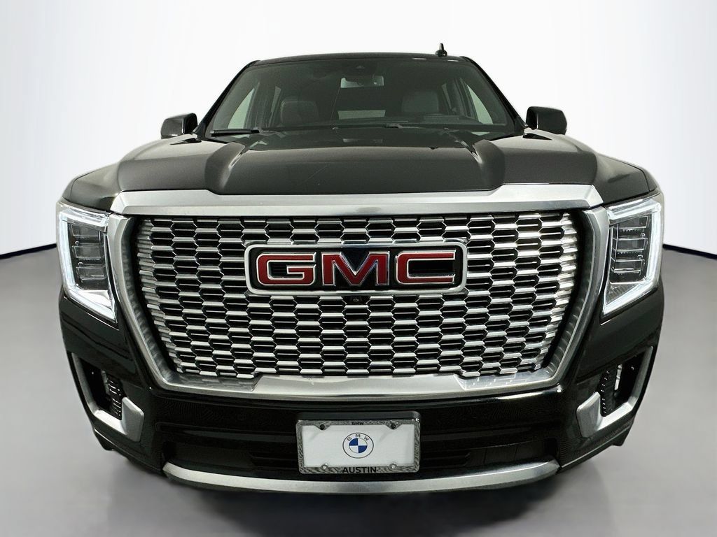 Used 2023 GMC Yukon XL Denali AWD/4WD image 2