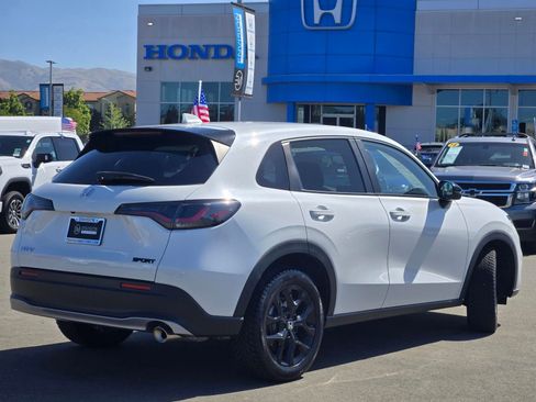 Certified 2023 Honda HR-V Sport image 7