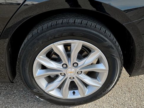 Used 2024 Chevrolet Malibu LT image 32