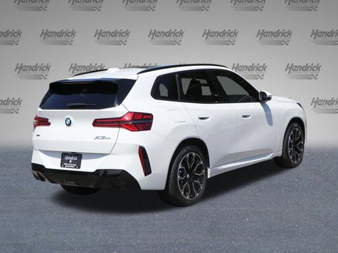 Used 2025 BMW X3 xDrive30i w/ Premium Package image 10