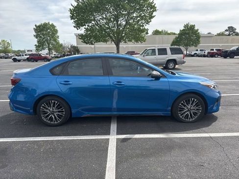 Used 2023 Kia Forte GT-Line w/ GT-Line Premium Package image 5