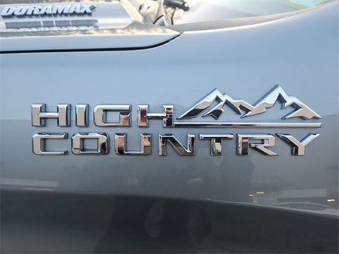 Certified 2025 Chevrolet Silverado 1500 High Country image 33