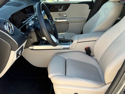 Used 2026 Mercedes-Benz GLB 250 image 26