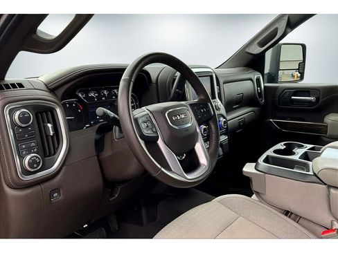 Used 2022 GMC Sierra 3500 SLE w/ SLE Convenience Package image 18