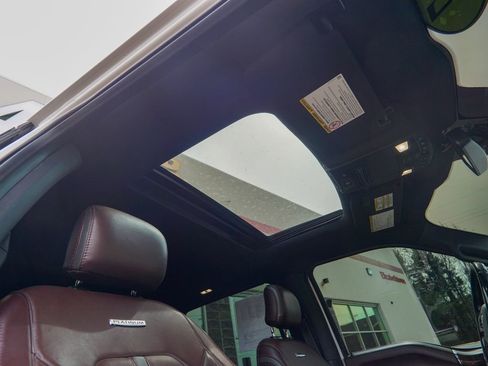 Used 2017 Ford F350 Platinum w/ Platinum Ultimate Package image 31