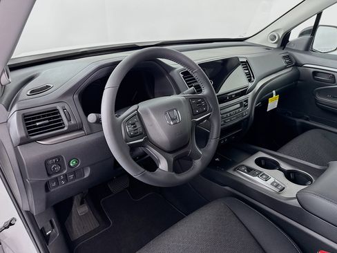 New 2026 Honda Ridgeline Sport image 9