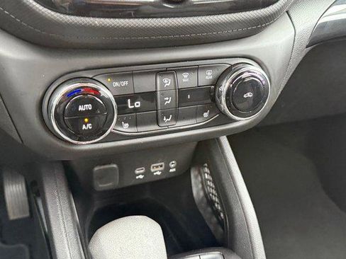 Used 2023 Chevrolet TrailBlazer LT w/ Convenience Package image 25