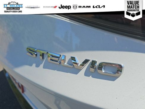 Used 2024 Alfa Romeo Stelvio Veloce AWD/4WD image 38