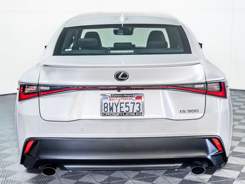 Used 2021 Lexus IS 300 w/ Comfort Package image 10