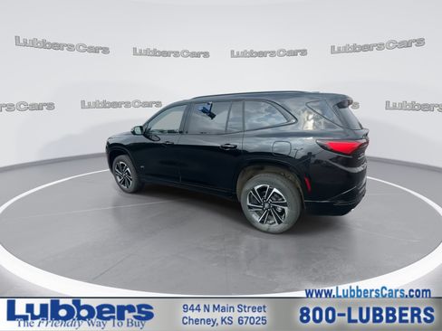 Used 2025 Buick Enclave Sport Touring FWD image 6