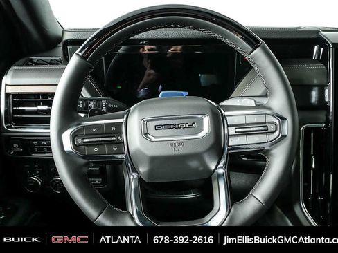 New 2026 GMC Yukon XL Denali w/ Denali Reserve Package AWD/4WD image 10