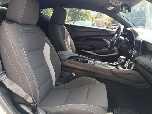 Used 2019 Chevrolet Camaro LT RWD image 14