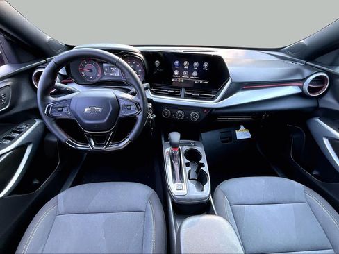 Used 2026 Chevrolet Trax RS FWD image 14