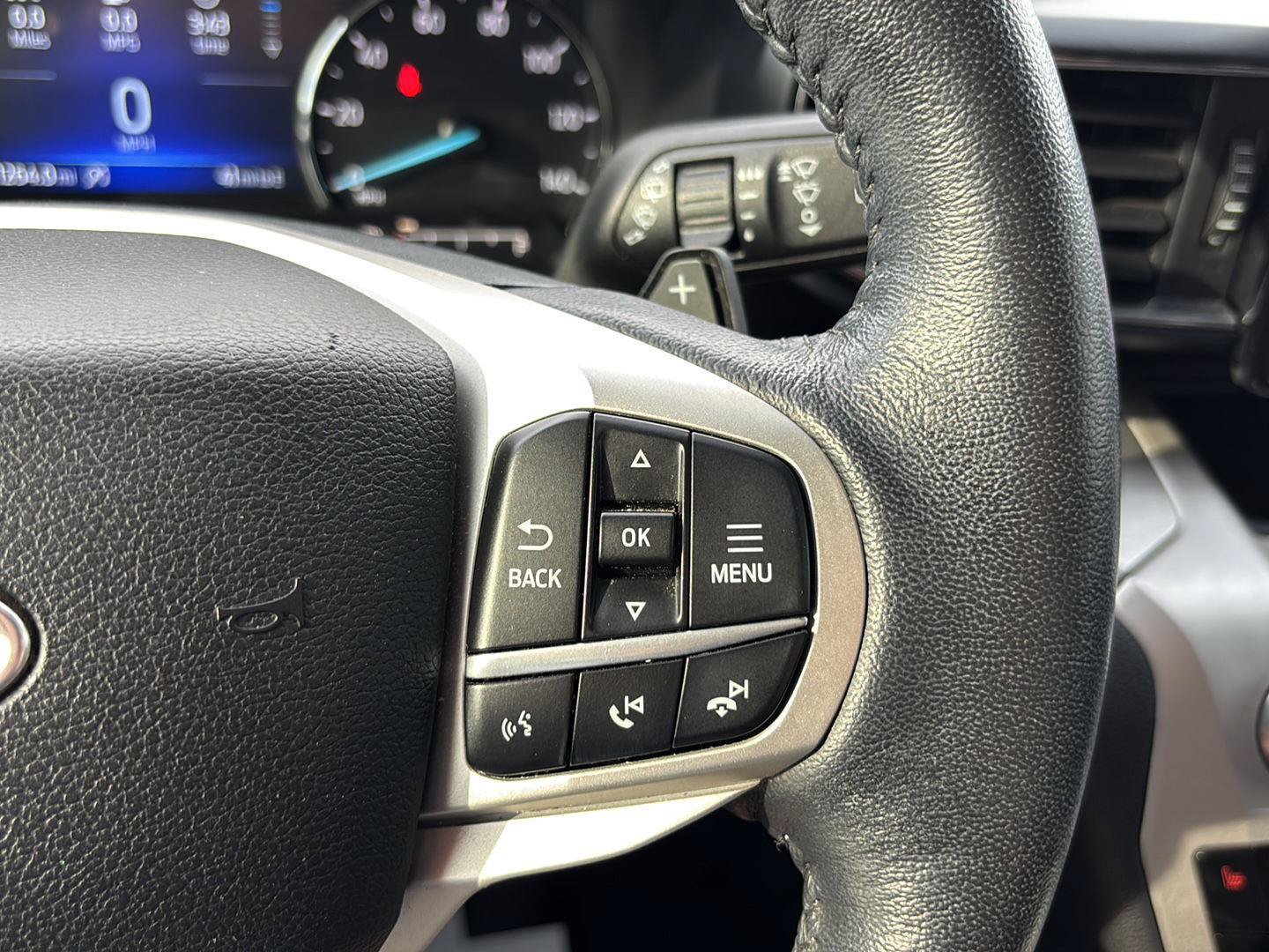 Used 2021 Ford Explorer XLT w/ Equipment Group 202A AWD/4WD image 48