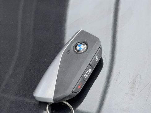 Used 2025 BMW 530i image 61