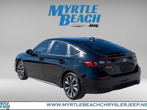 Used 2023 Honda Civic EX-L image 4