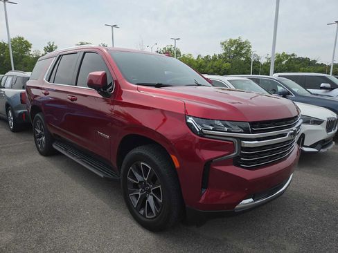 Used 2021 Chevrolet Tahoe LT w/ LT Signature Package AWD/4WD image 1