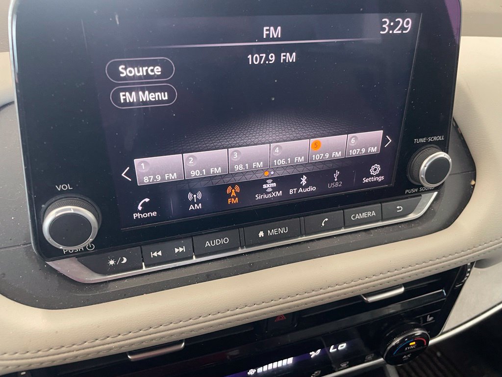 Certified 2023 Nissan Rogue SV w/ SV Premium Package FWD image 15