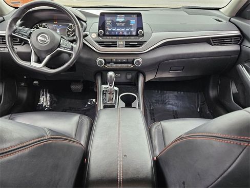 Used 2024 Nissan Altima 2.5 SR image 8
