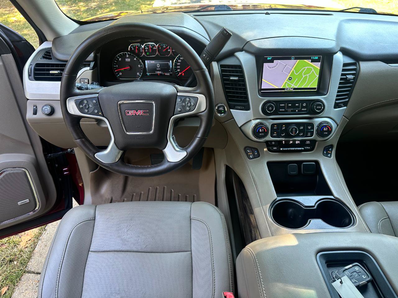 Used 2019 GMC Yukon SLT w/ Open Road Package RWD image 41