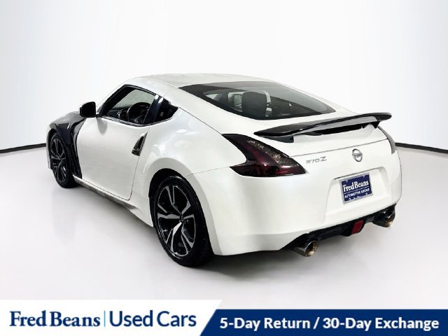 Used 2020 Nissan 370Z Coupe RWD image 10
