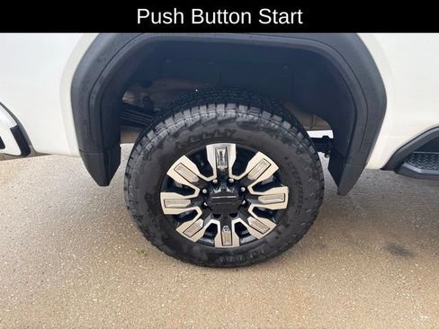 Used 2025 GMC Sierra 2500 Denali AWD/4WD image 10