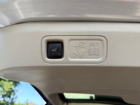 Used 2019 Lincoln Navigator Reserve w/ Cargo Package AWD/4WD image 12