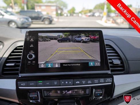 Used 2025 Honda Odyssey EX-L image 8