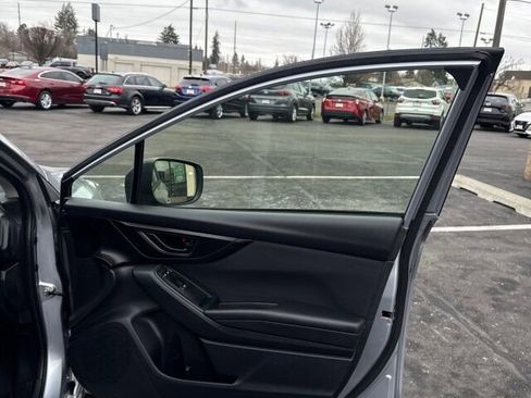 Used 2021 Subaru Crosstrek 2.0i image 17