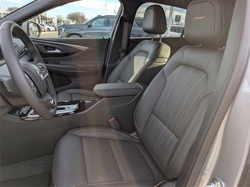 New 2026 Buick Envista Avenir image 18