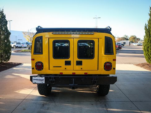 Used 2004 HUMMER H1 4-Door Wagon image 9