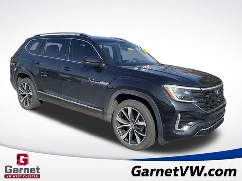 Used 2025 Volkswagen Atlas SEL Premium R-Line image 8