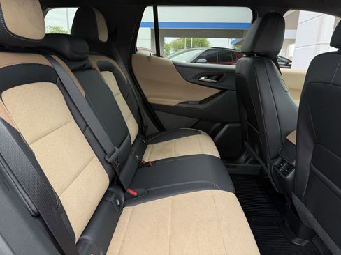 Certified 2026 Chevrolet Equinox ACTIV w/ LPO, Floor Liner Package image 23