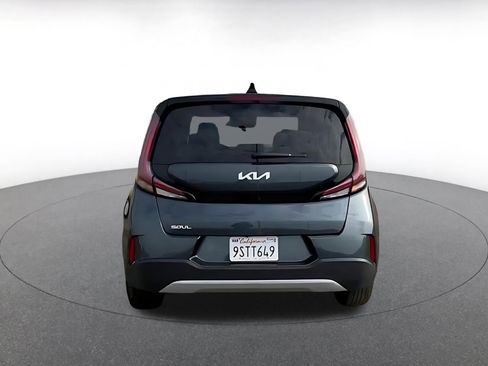 Used 2025 Kia Soul LX w/ LX Technology Package image 12