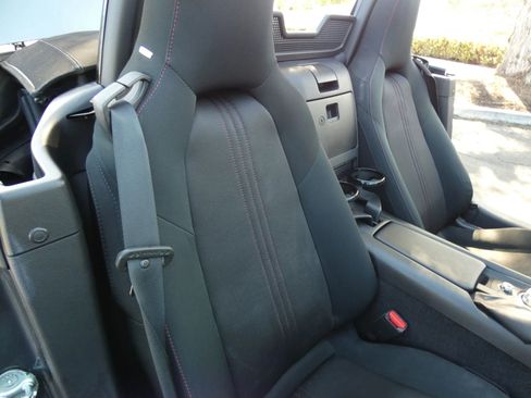 Used 2016 MAZDA MX-5 Miata Club image 30