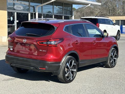 Used 2021 Nissan Rogue Sport SL w/ Premium Package image 10