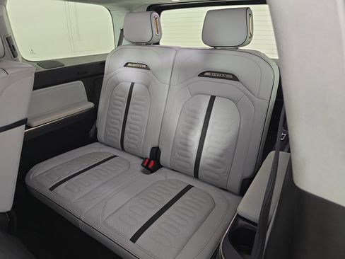 Used 2023 Rivian R1S Adventure image 21