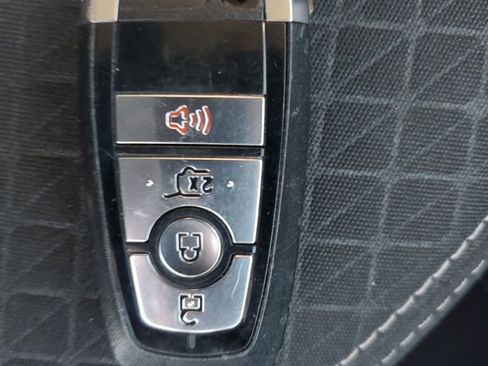 Used 2025 Ford Escape Active image 33