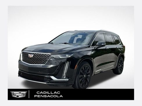 Used 2022 Cadillac XT6 Premium Luxury FWD image 1