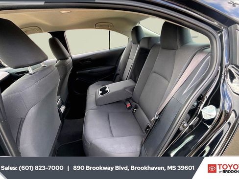 Used 2024 Toyota Corolla LE image 19