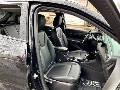 Used 2024 Buick Encore GX Sport Touring image 11