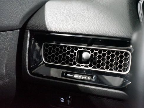 Used 2023 Honda Civic Sport image 23