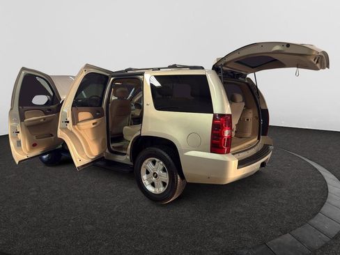 Used 2009 Chevrolet Tahoe LT w/ Convenience Package image 10