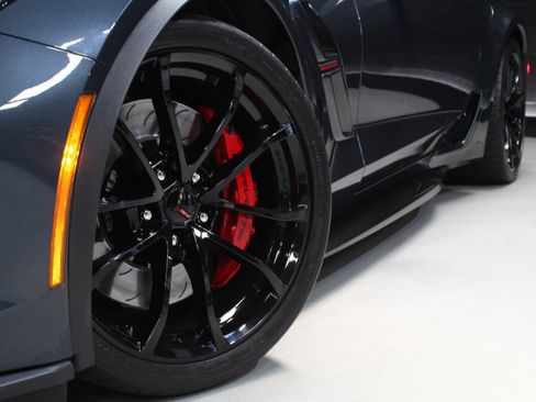Used 2019 Chevrolet Corvette Grand Sport RWD image 19