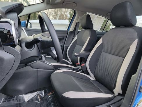 Used 2020 Nissan Versa SV image 20