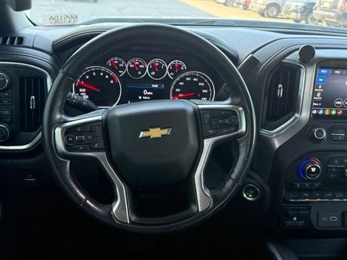 Used 2021 Chevrolet Silverado 1500 LTZ AWD/4WD image 29