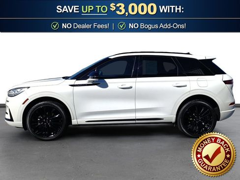 Used 2023 Lincoln Corsair Reserve w/ Equipment Group 201A image 2