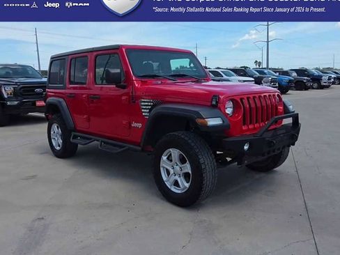 Used 2019 Jeep Wrangler Unlimited Sport S AWD/4WD image 2